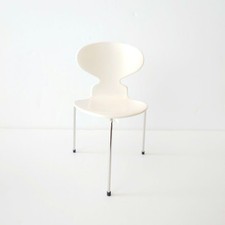 1:6 DESIGN Fritz Hansen Ant