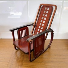 Machine à sièges miniature