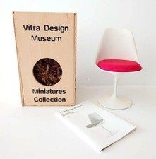 Chaise tulipe miniature Vitra
